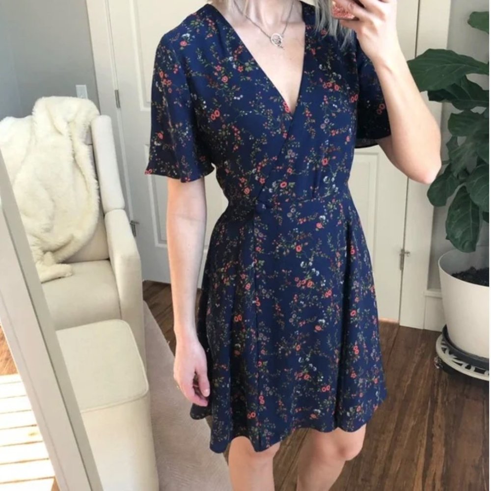 🔥Sales - Madewell Amaranth Wrap Dress in Moonless Floral - Size XS
